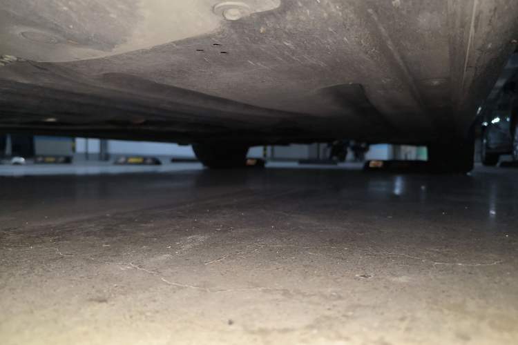 Used BMW 3 Series 2025 325Li M Sport Package Chassis Front Left