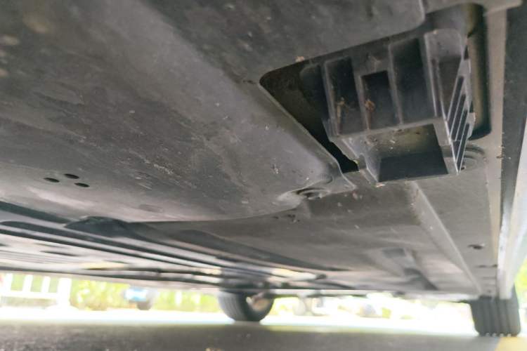 Used BMW 3 Series 2025 325Li M Sport Package Chassis Front Left