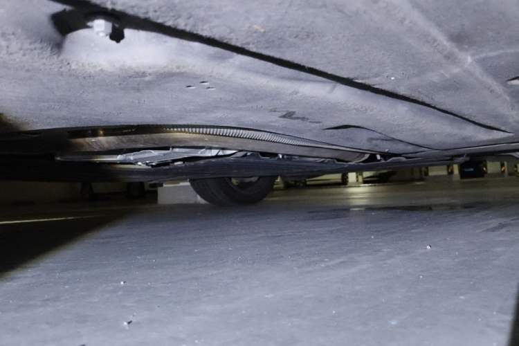 Used BMW 3 Series 2025 325Li M Sport Package Chassis Front Right