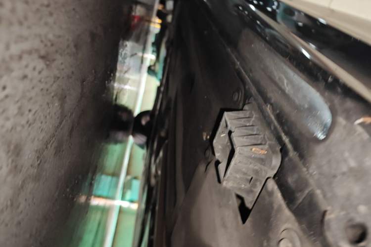 Used BMW 3 Series 2025 330Li M Sport Shadowline Package Chassis Front Right