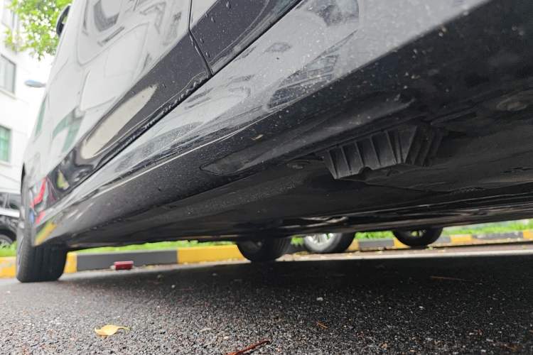 Used BMW 3 Series 2025 325Li M Sport Package Chassis Front Right