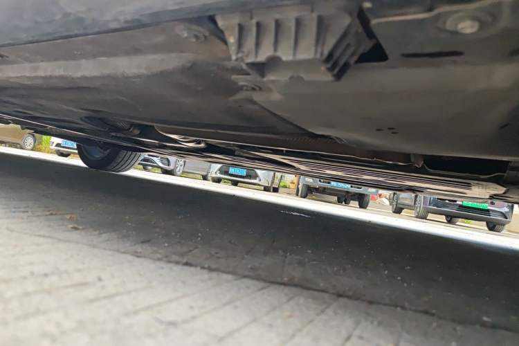 Used BMW 3 Series 2025 330Li M Sport Shadowline Package Chassis Front Right