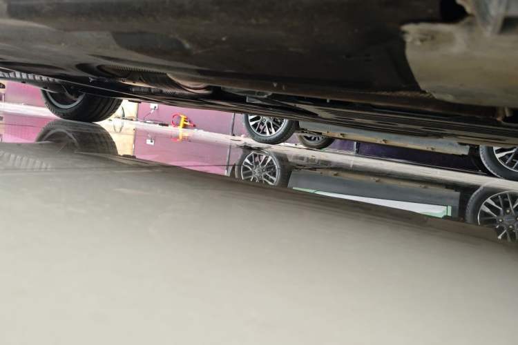 Used BMW 3 Series 2025 330Li M Sport Shadowline Package Chassis Front Right