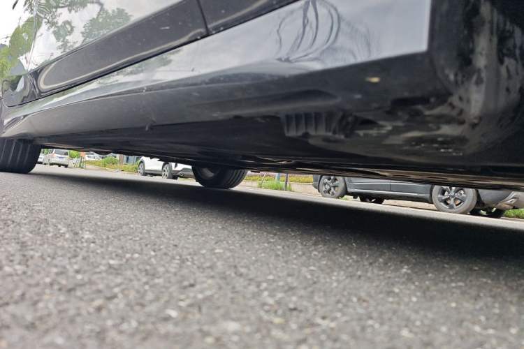 Used BMW 3 Series 2025 330Li M Sport Shadowline Package Chassis Front Right