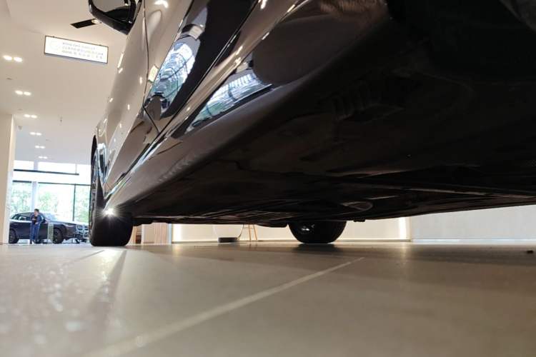 Used BMW 3 Series 2025 330Li M Sport Shadowline Package Chassis Rear Left
