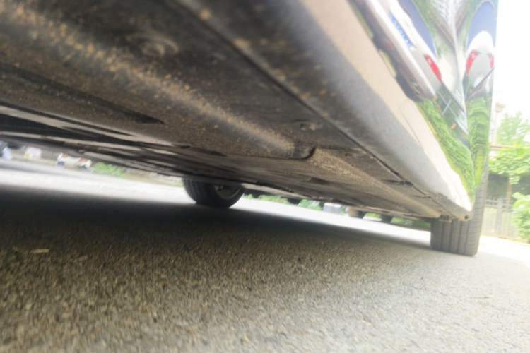 Used BMW 3 Series 2025 330Li M Sport Shadowline Package Chassis Rear Right