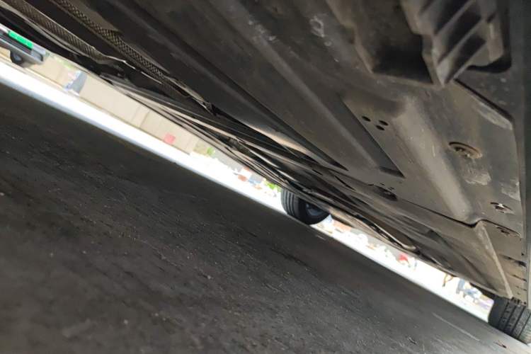 Used BMW 3 Series 2025 330Li M Sport Shadowline Package Chassis Rear Right