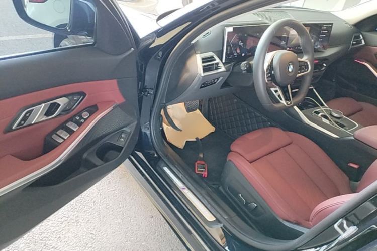 Used BMW 3 Series 2025 325Li M Sport Package Driver Seat