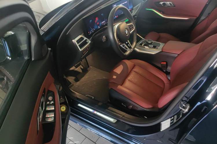 Used BMW 3 Series 2025 330Li M Sport Shadowline Package Driver Seat