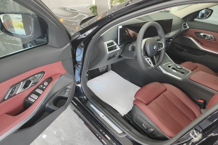 Used BMW 3 Series 2025 325Li M Sport Package Driver Seat
