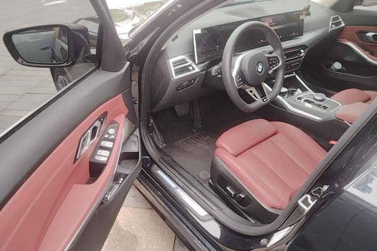 Used BMW 3 Series 2025 325Li M Sport Package Driver Seat