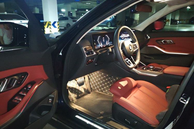 Used BMW 3 Series 2025 325Li M Sport Package Driver Seat