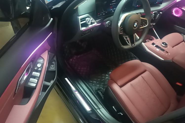 Used BMW 3 Series 2025 330Li M Sport Shadowline Package Driver Seat