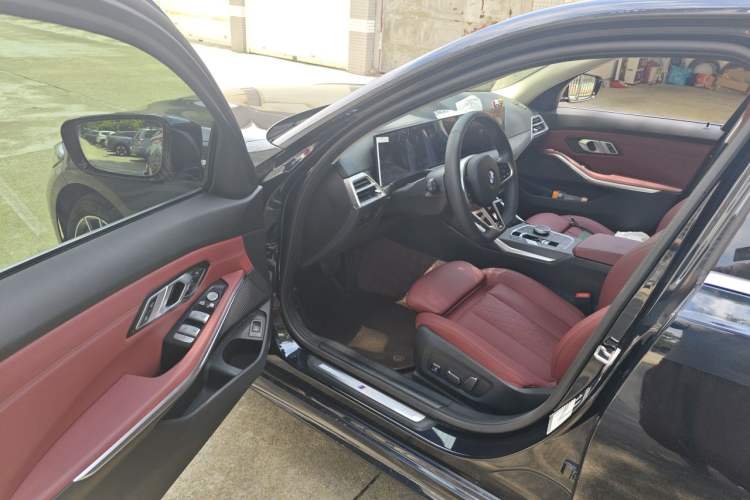 Used BMW 3 Series 2025 325Li M Sport Package Driver Seat