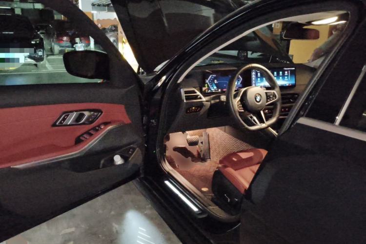 Used BMW 3 Series 2025 325Li M Sport Package Driver Seat