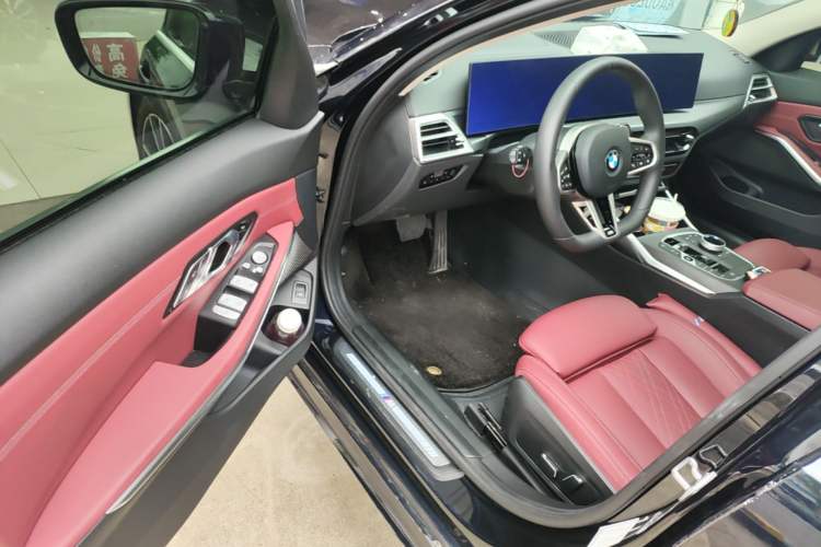 Used BMW 3 Series 2025 325Li M Sport Package Driver Seat