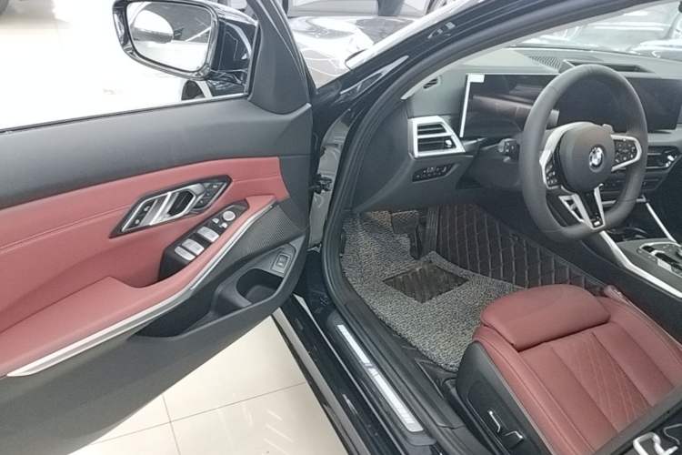 Used BMW 3 Series 2025 325Li M Sport Package Driver Seat