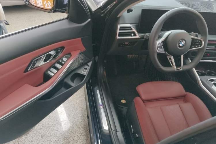 Used BMW 3 Series 2025 325Li M Sport Package Driver Seat