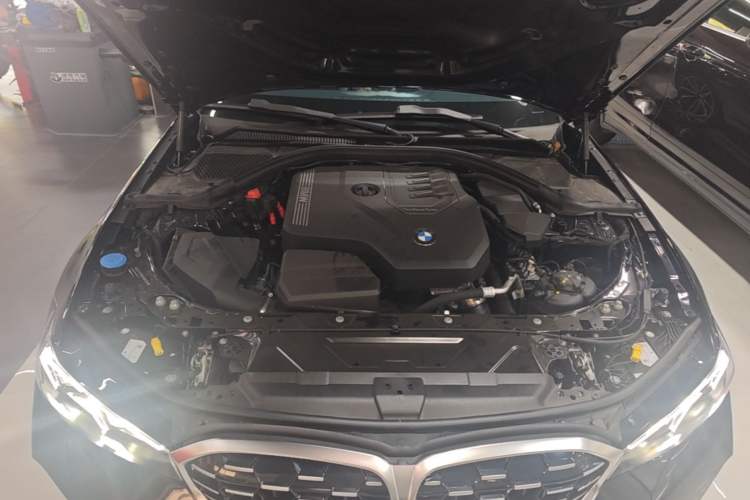 Used BMW 3 Series 2025 325Li M Sport Package Engine Bay
