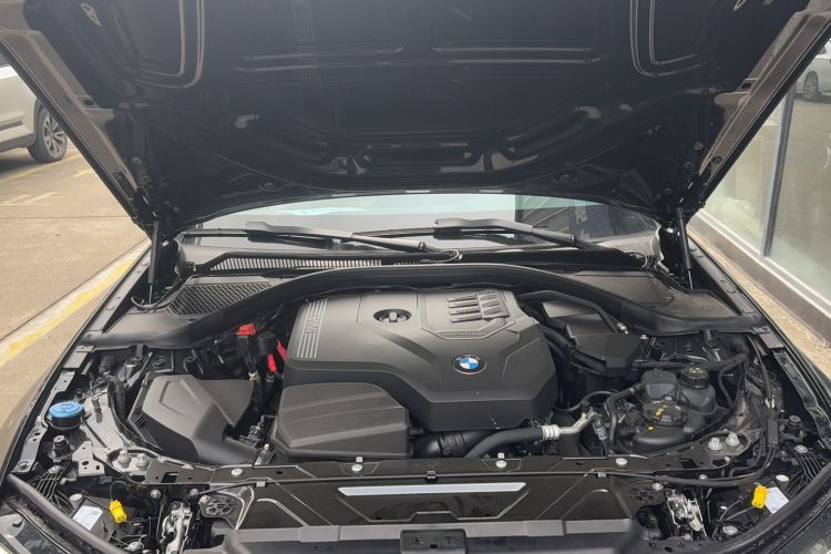 Used BMW 3 Series 2025 330Li M Sport Shadowline Package Engine Bay