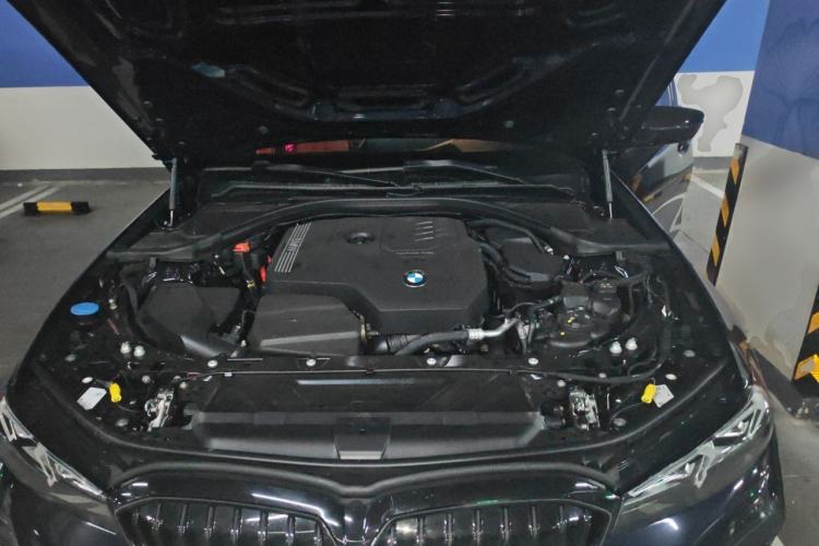 Used BMW 3 Series 2025 330Li M Sport Shadowline Package Engine Bay
