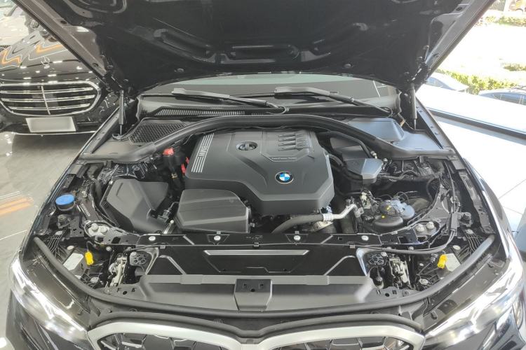 Used BMW 3 Series 2025 325Li M Sport Package Engine Bay