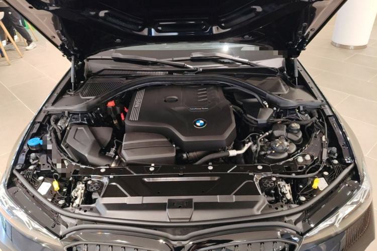 Used BMW 3 Series 2025 330Li M Sport Shadowline Package Engine Bay
