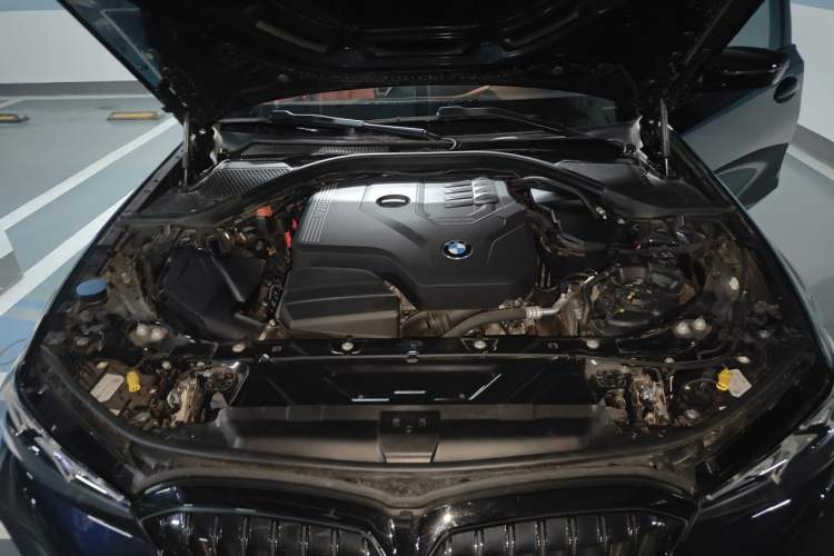 Used BMW 3 Series 2025 330Li M Sport Shadowline Package Engine Bay