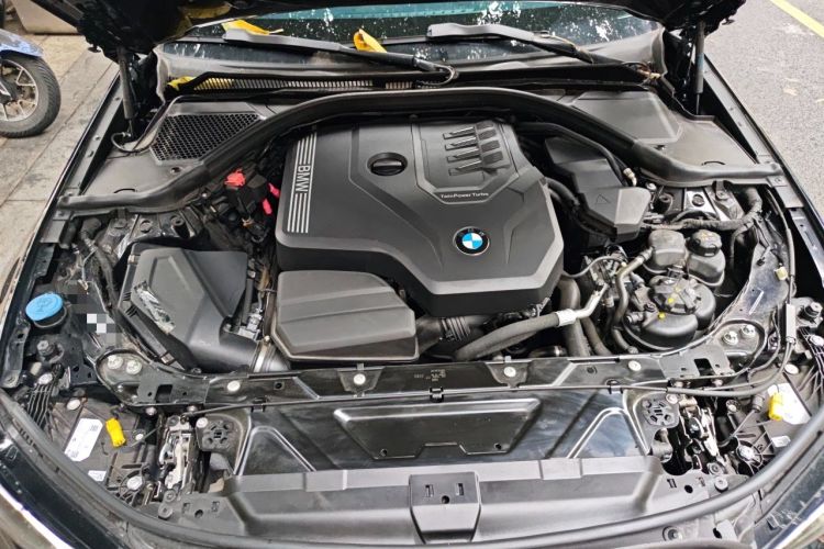 Used BMW 3 Series 2025 330Li M Sport Shadowline Package Engine Bay