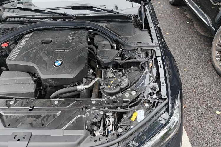Used BMW 3 Series 2025 325Li M Sport Package Engine Bay Left