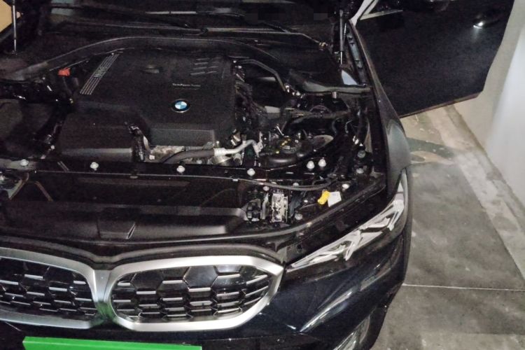 Used BMW 3 Series 2025 325Li M Sport Package Engine Bay Left
