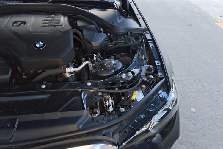 Used BMW 3 Series 2025 325i M Sport Package Engine Bay Left