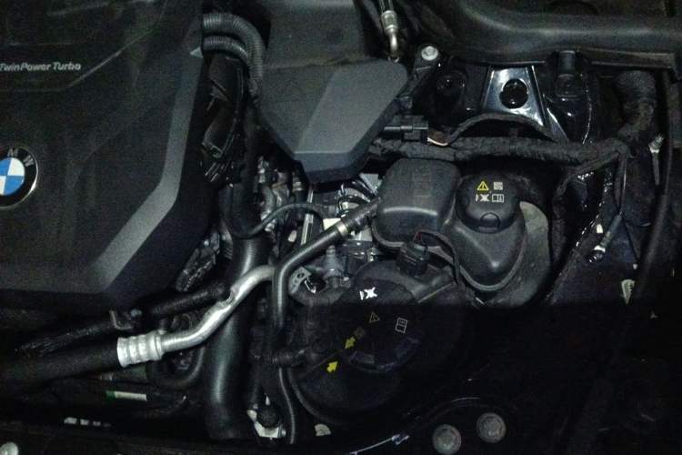 Used BMW 3 Series 2025 330i M Sport Night Edition Package Engine Bay Left