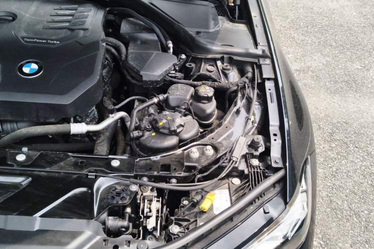 Used BMW 3 Series 2025 330Li M Sport Shadowline Package Engine Bay Left