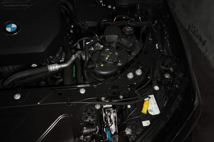 Used BMW 3 Series 2025 330Li M Sport Shadowline Package Engine Bay Left