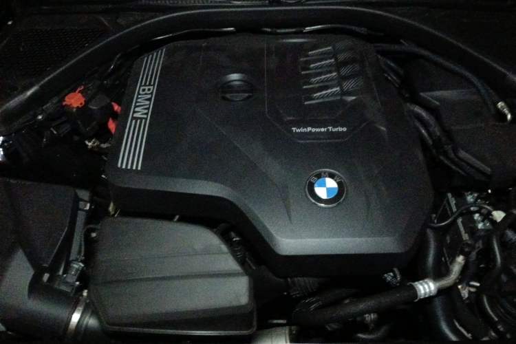 Used BMW 3 Series 2025 330i M Sport Night Edition Package Engine Bay