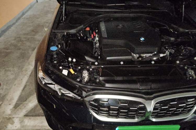 Used BMW 3 Series 2025 325Li M Sport Package Engine Bay Right