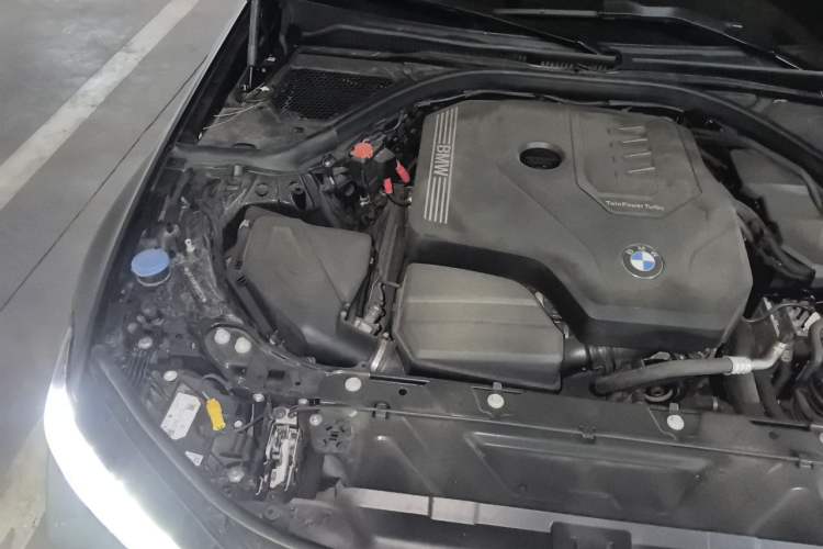 Used BMW 3 Series 2025 330Li M Sport Shadowline Package Engine Bay Right