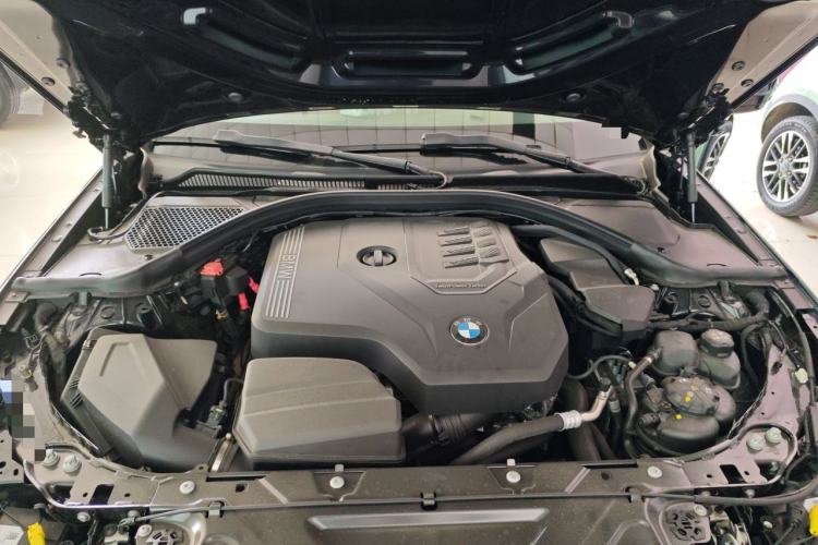 Used BMW 3 Series 2025 330Li M Sport Shadowline Package Engine Bay