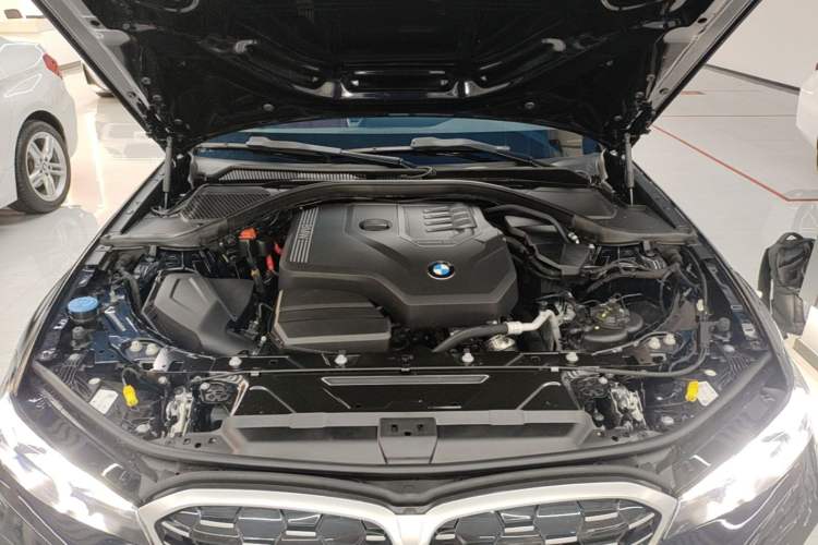 Used BMW 3 Series 2025 325Li M Sport Package Engine Bay