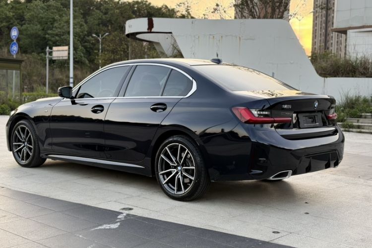 Used BMW 3 Series 2025 325i M Sport Package Exterior 2