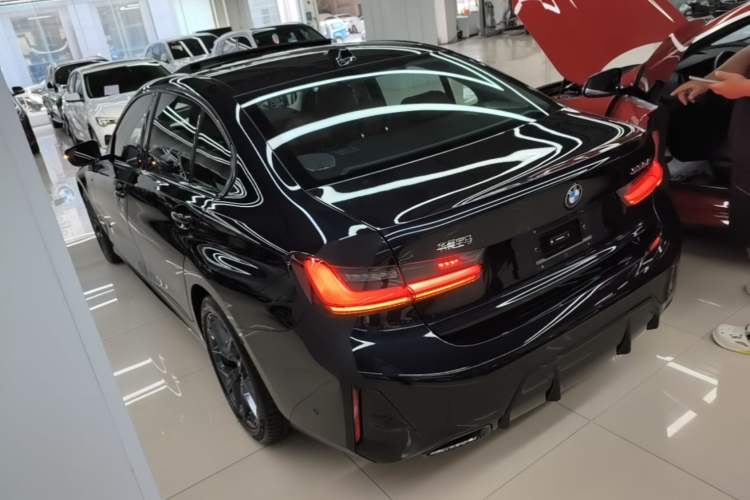 Used BMW 3 Series 2025 330Li M Sport Shadowline Package Exterior 2