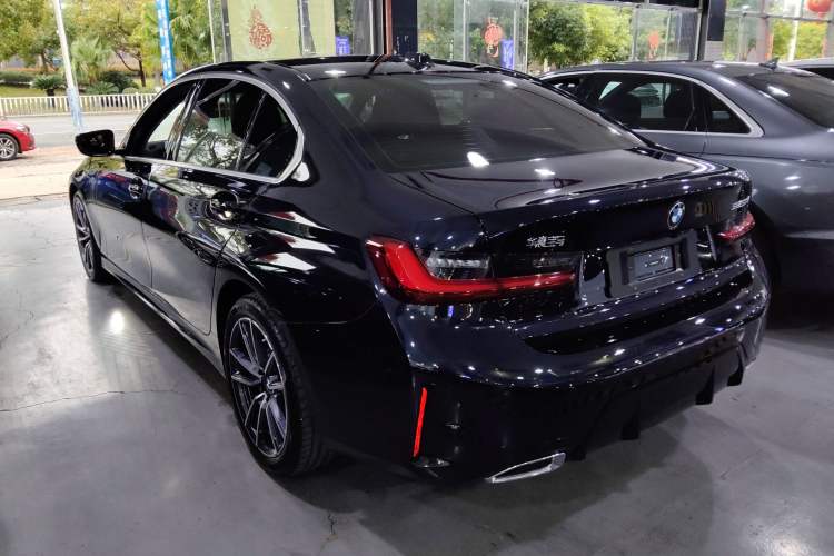 Used BMW 3 Series 2025 325Li M Sport Package Exterior 2