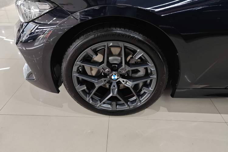 Used BMW 3 Series 2025 330i M Sport Night Edition Package Exterior 4