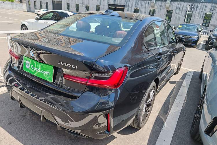 Used BMW 3 Series 2025 330Li M Sport Shadowline Package Exterior 5