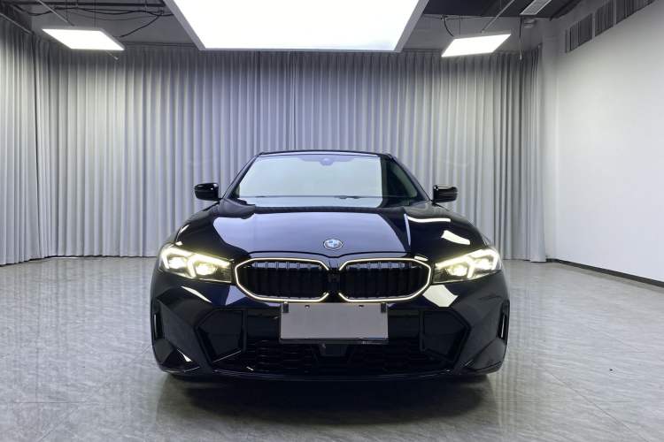 Used BMW 3 Series 2025 330Li M Sport Shadowline Package Exterior 5