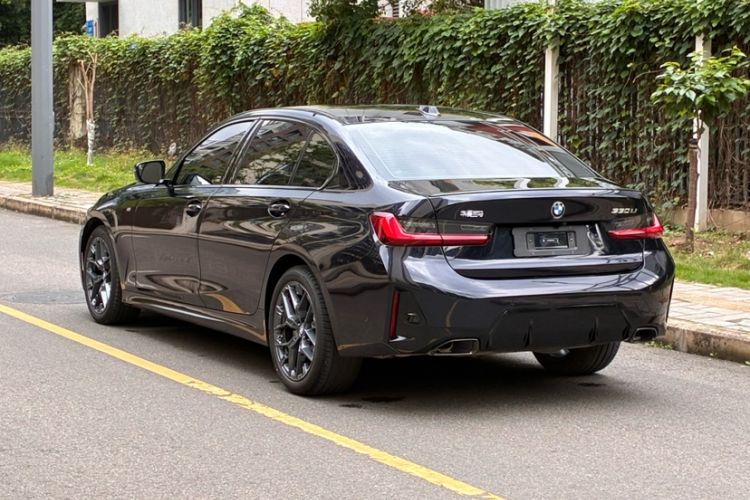Used BMW 3 Series 2025 330Li M Sport Shadowline Package Exterior 5