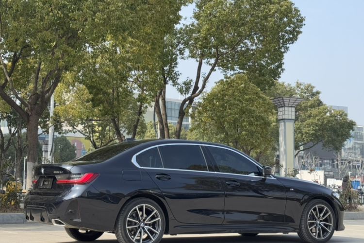 Used BMW 3 Series 2025 325Li M Sport Package Exterior 5