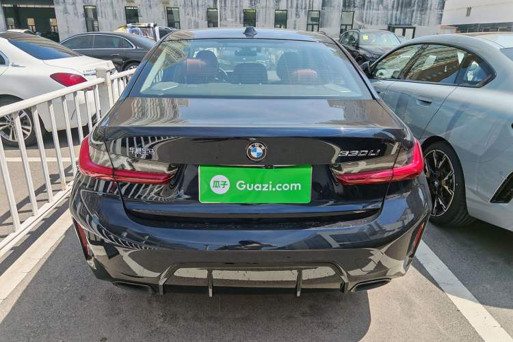Used BMW 3 Series 2025 330Li M Sport Shadowline Package Exterior 6