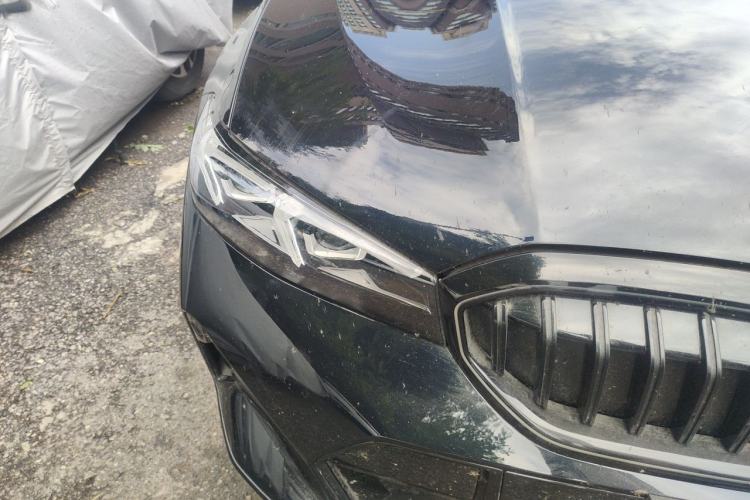 Used BMW 3 Series 2025 330Li M Sport Shadowline Package Exterior 6